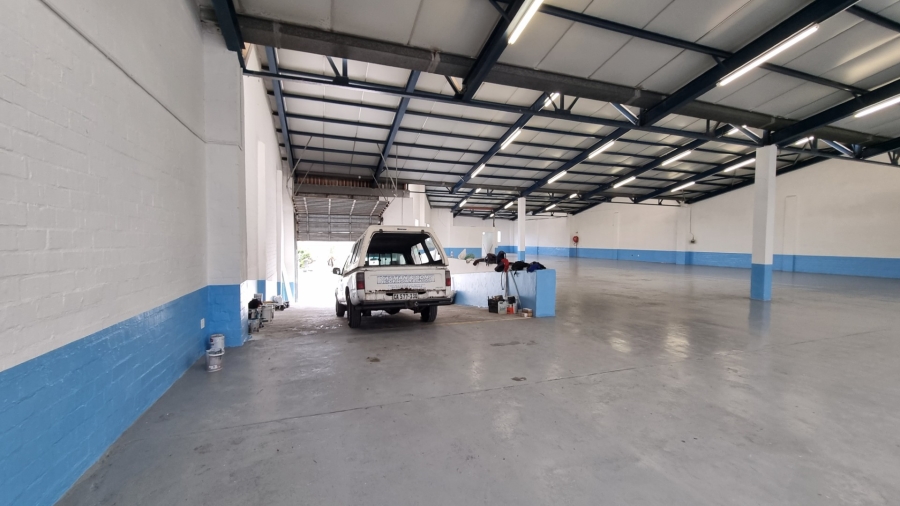 To Let commercial Property for Rent in Woodstock Western Cape